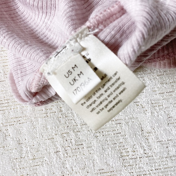 Free People Movement Lay Up Long Sleeve Top Woman’s Medium Mauve Pink Thumbholes - Picture 10 of 14